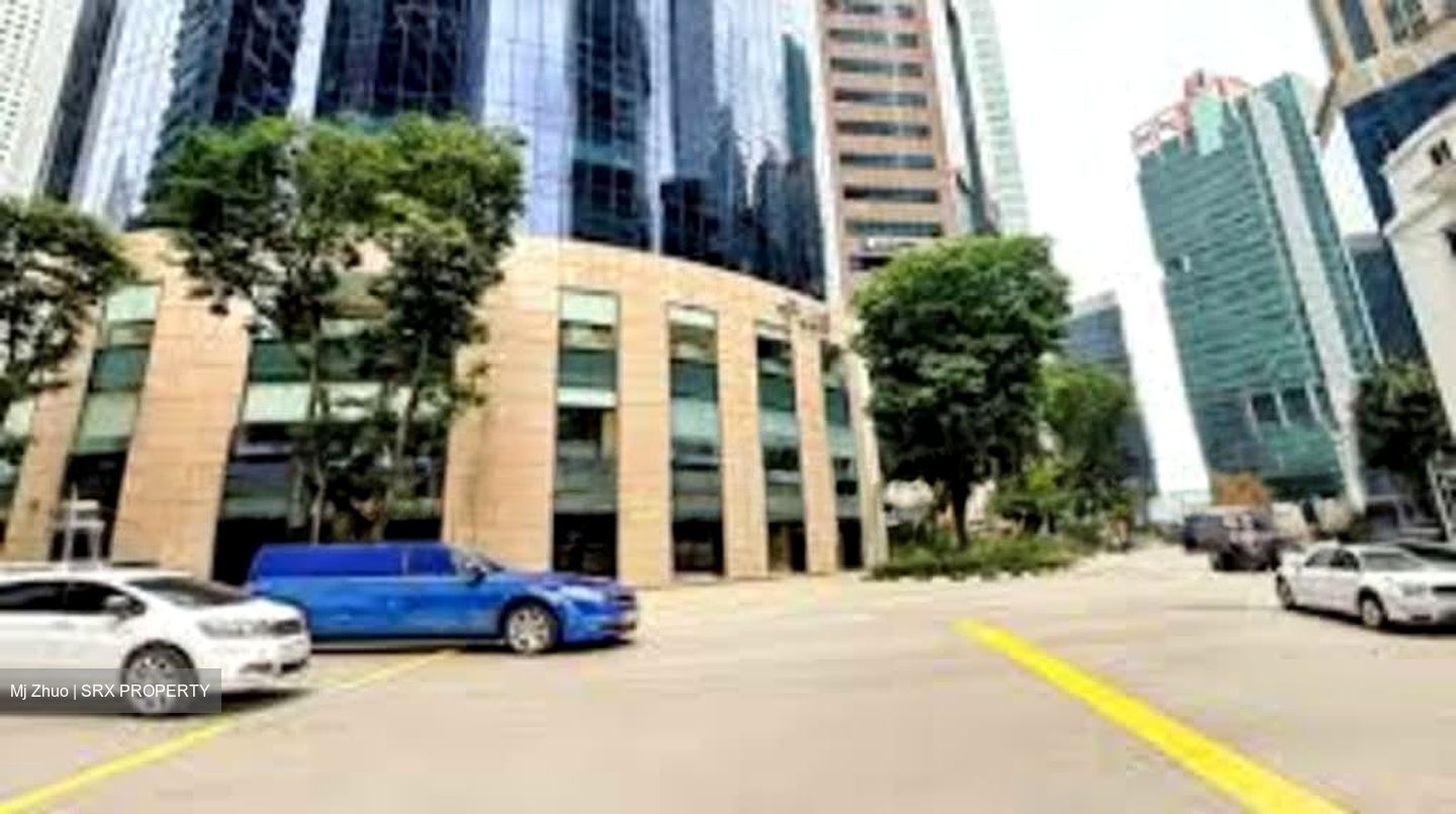 PLUS (D1), Office #555028321
